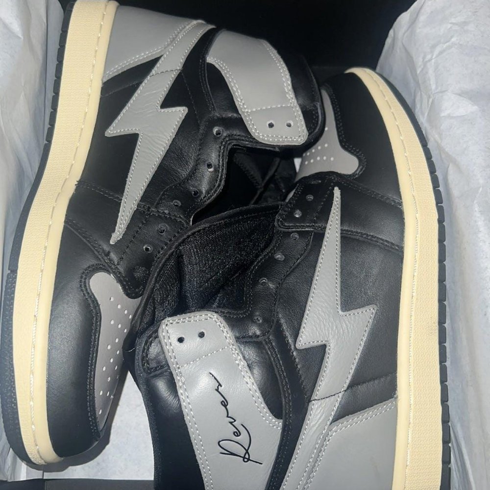 KOOL KIY SHADOWS BRAND NEW SIZE 9 // OG EVERYTHING